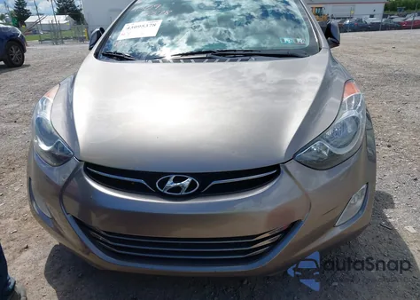 2013 Hyundai Elantra Limited z USA, uszkodzony, nr VIN 5NPDH4AE0DH250679